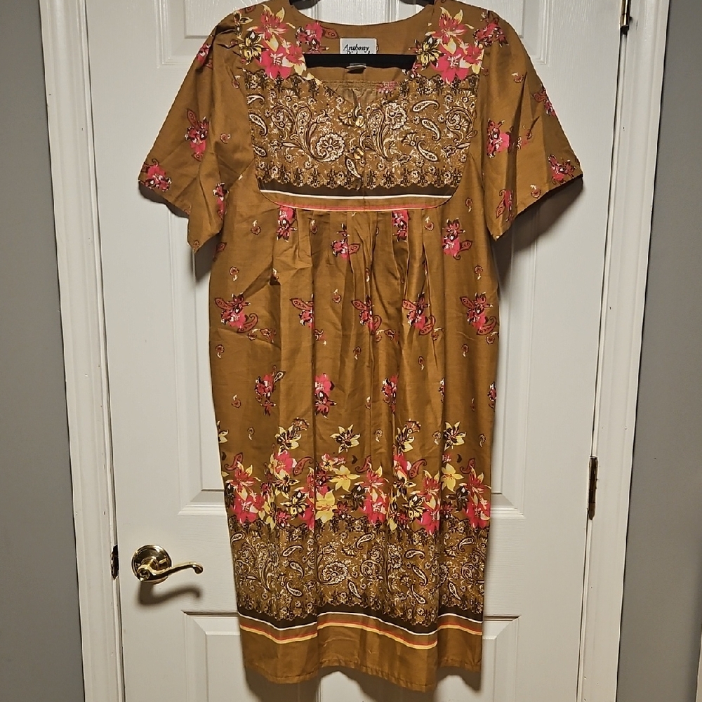 Anthony Richards Vintage Paisley Lounge Dress